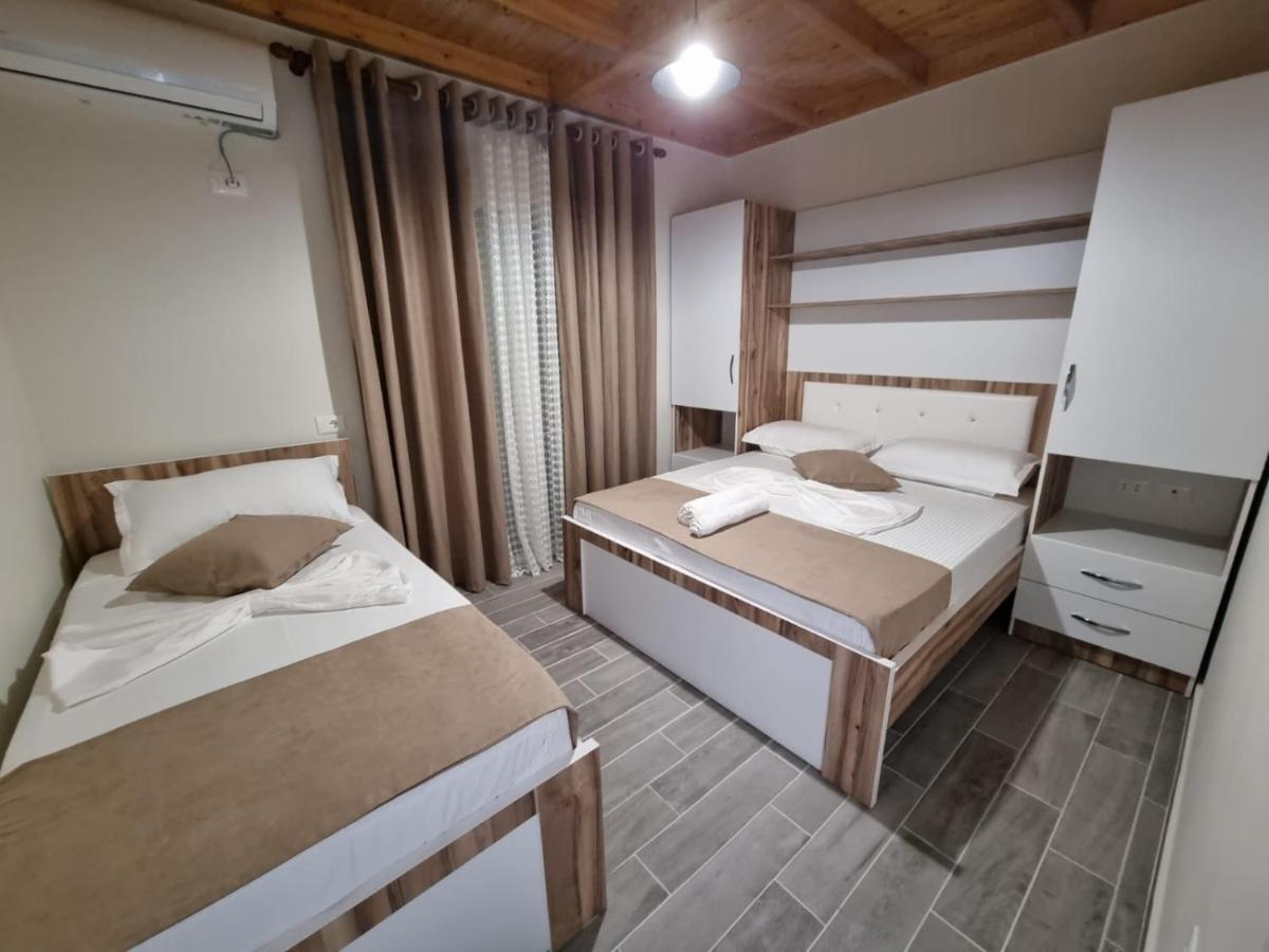 Vila Soleil Vlorë Екстериор снимка